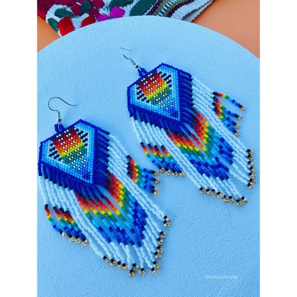 Huichol Earrings, Mexican Earrings, Hand Beaded Earrings, Flower Earrings, Mexic - Picture 4 of 7